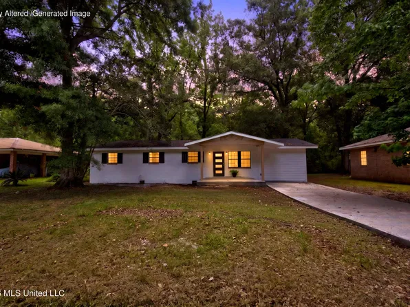 839 Herrin Dr, Picayune, MS 39466