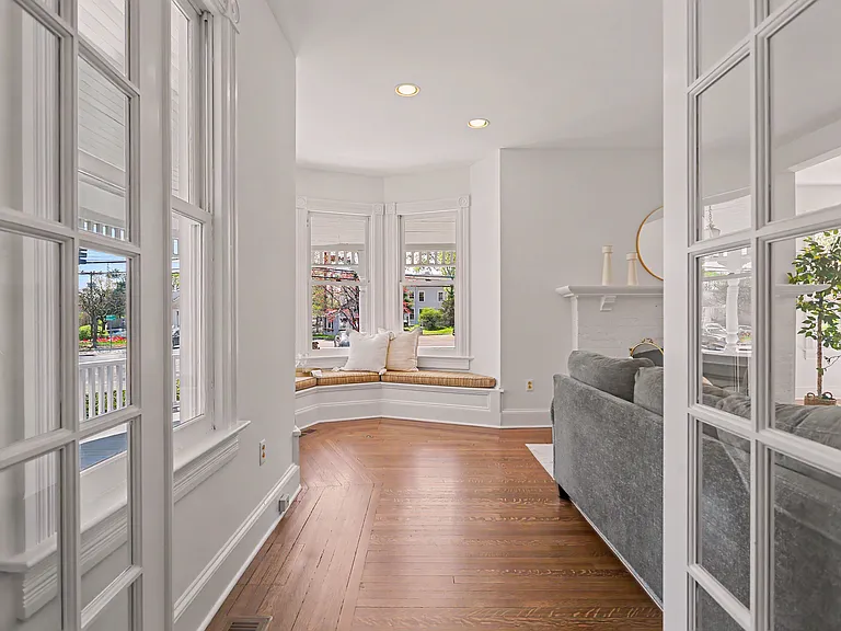 462 Riverside Ave — Photo 12