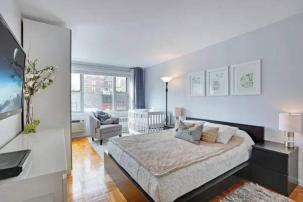 Sold by Town Residential | media 2