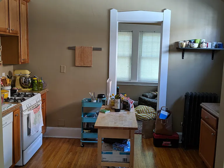 809 Portland Ave #6 — Photo 5