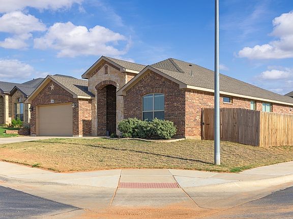 2nd image of 2316 Shadybrook Rd