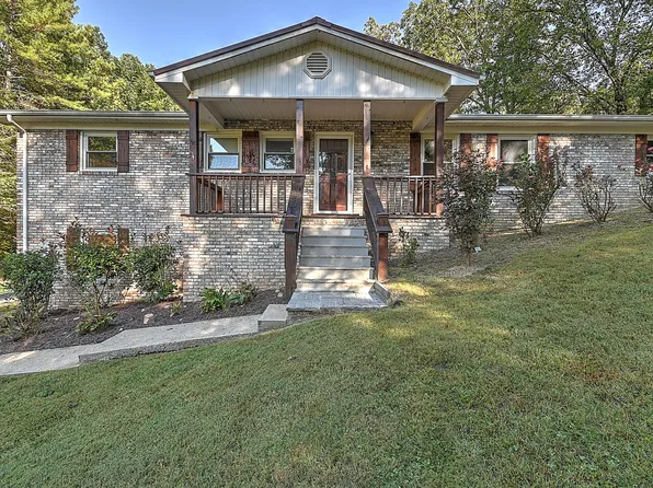 3732 Hughes Dr, Kingsport, TN 37660