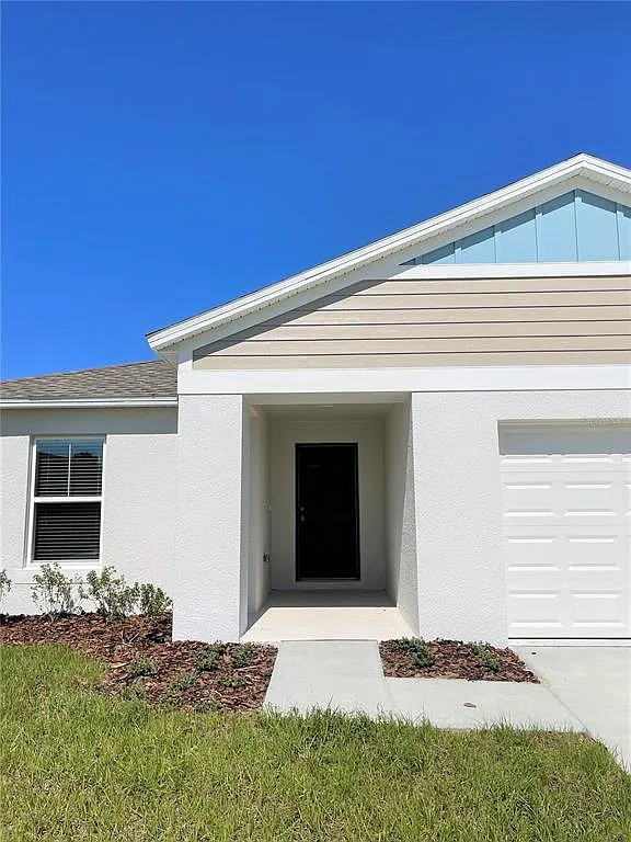 4 bed, 2.0 bath, 1850 sqft, $2,495 — Photo 3