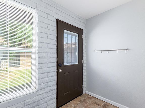 5th image of 2015 E Southern Ave Unit 25