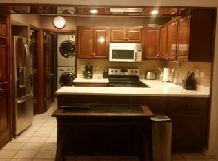 5543 E Lake Dr APT D, Lisle, IL