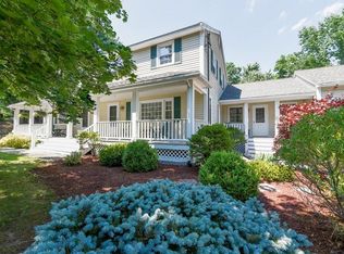 10-12 Manhattan Dr, Chelmsford, MA 01824