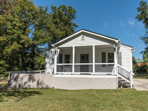 (undisclosed Address), Taylors, SC 29687