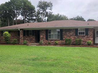 1907 Beumer St, Stuttgart, AR 72160