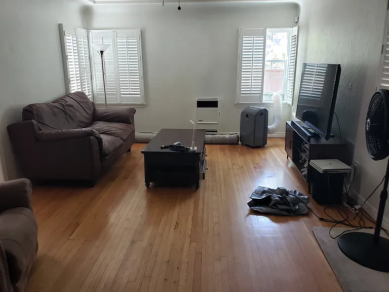 518 Linden Ave — Photo 6