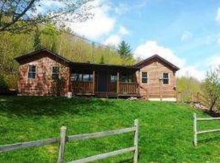 383 Winhall Hollow Rd, Winhall, VT 05340