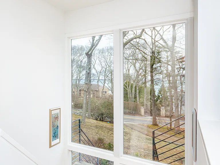 Gardiners Bay Dr — Photo 21