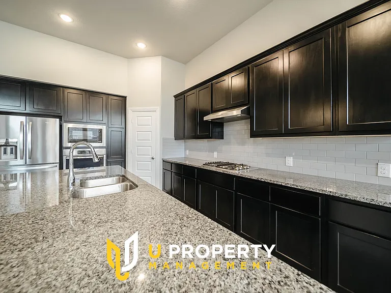 1113 Sheldon Dr — Photo 19