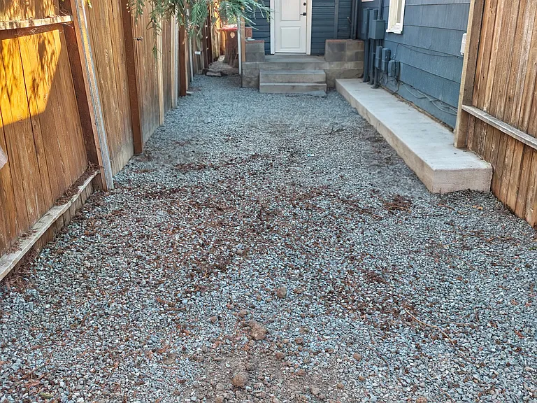 517 S Grape St #1 — Photo 15