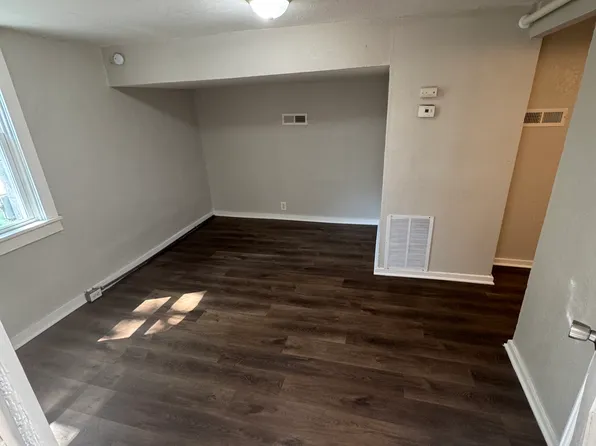 1104 E McCarty St Unit C, Jefferson City, MO 65101