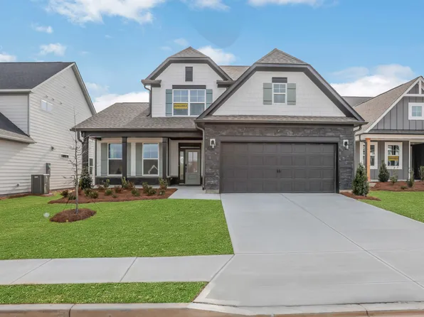 203 Coffee Ln, Hoschton, GA 30548