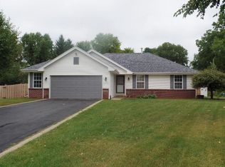 11103 Downing Ln, Roscoe, IL 61073