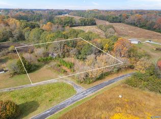 65 Gentry Rd, Arab, AL 35016