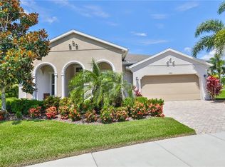 6902 Covington Stone Ave, Apollo Beach, FL 33572