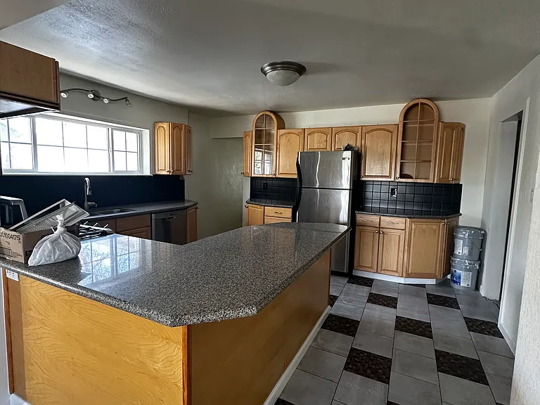 4747 S Acoma St — Photo 7