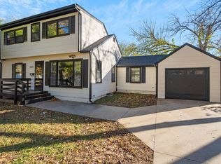 4405 SW 19th St, Topeka, KS 66604