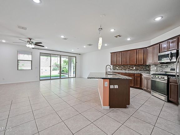 5th image of 20823 N 40th Dr