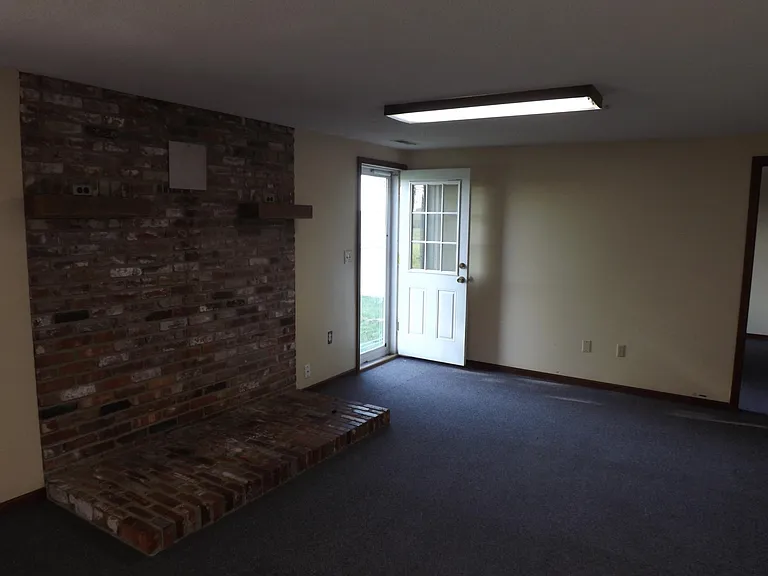 2111 SE Powell Rd — Photo 24