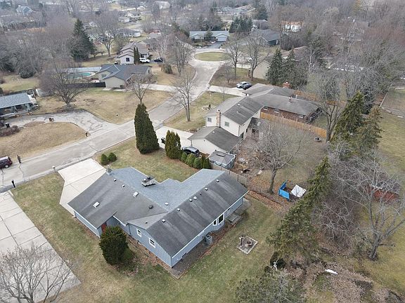 5th image of 5240 Linden CIRCLE