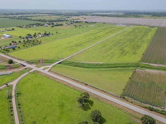 4th image of Zamanek Rd