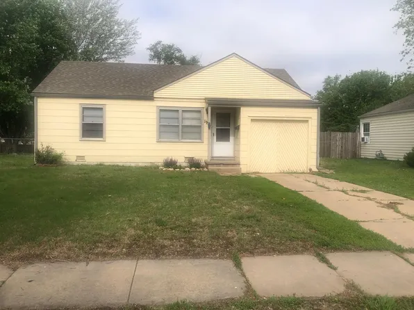 1921 S Edgemoor St, Wichita, KS 67218