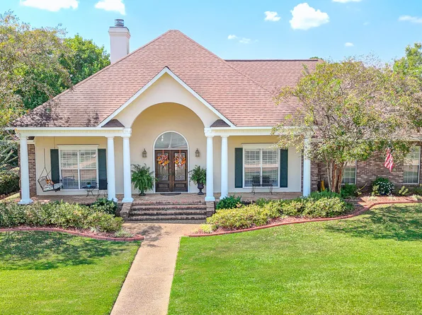 106 Glenside Dr, Brandon, MS 39042