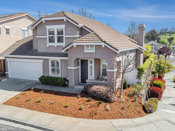 100 Burgundy Ct, Martinez, CA 94553
