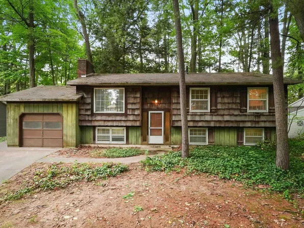 1620 E Front St, Traverse City, MI 49686