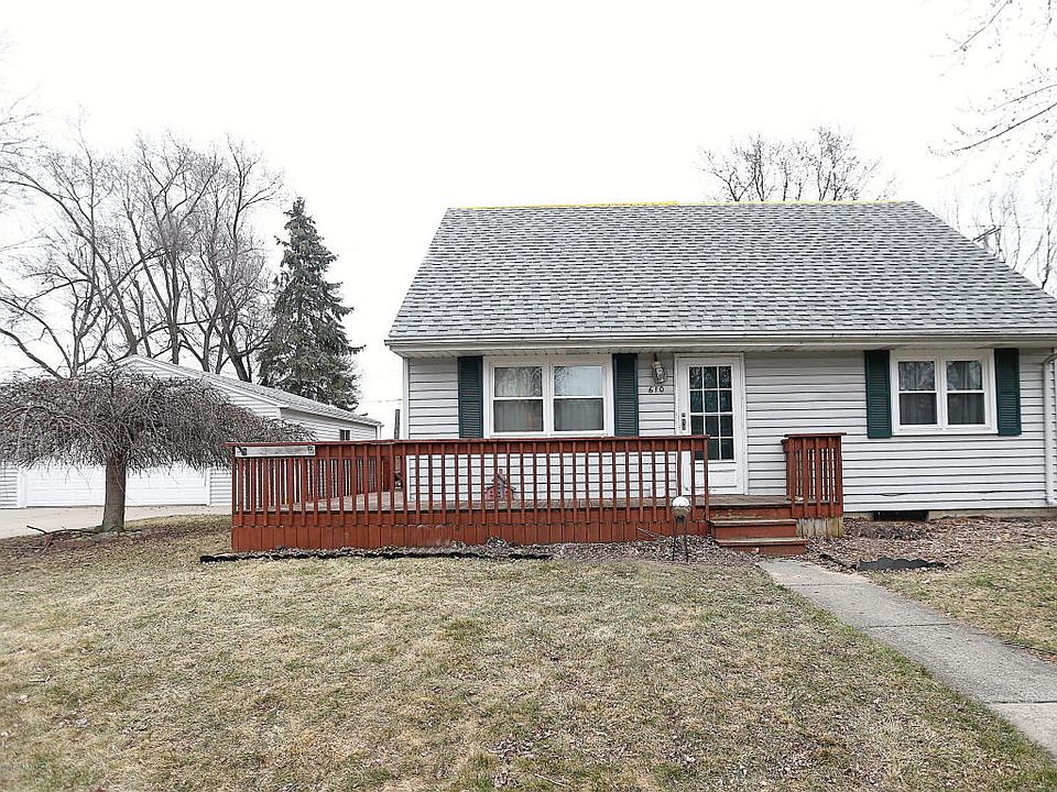 1st image of 610 Harriet Ave