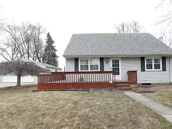 610 Harriet Ave, Lansing, MI 48917