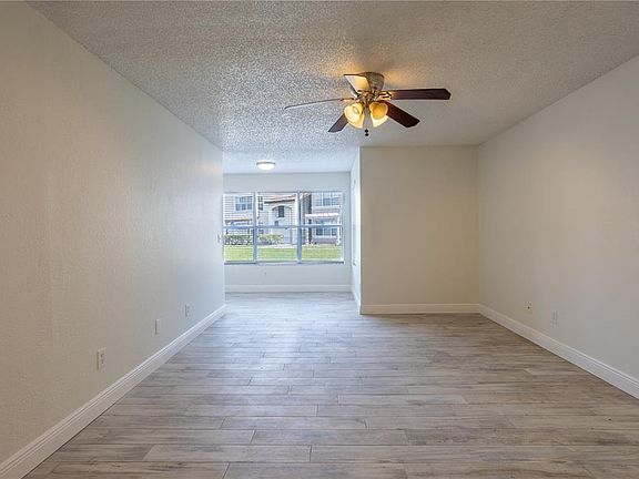 4th image of 5156 Conroy Rd #16