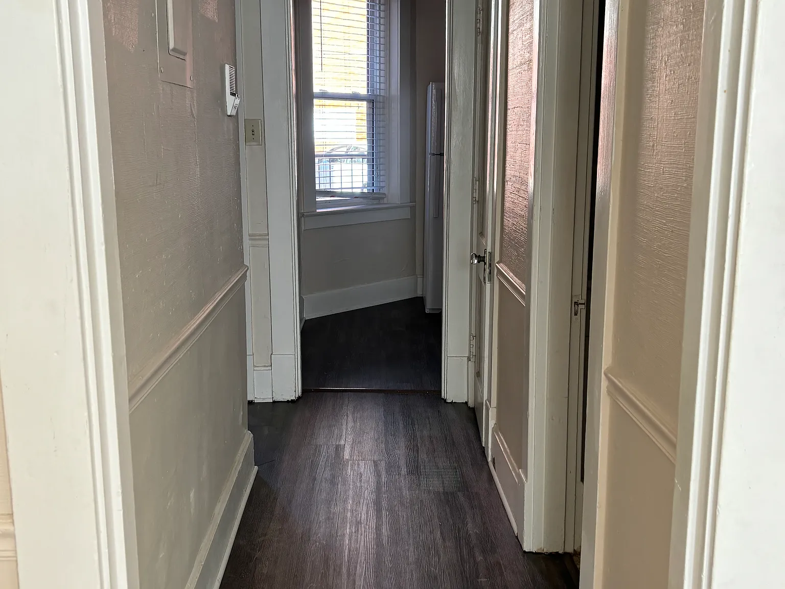 1 bed, 350 sqft, $900 — Photo 2