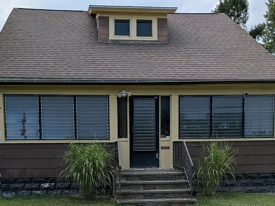 1st image of 180 S Edwards Ave