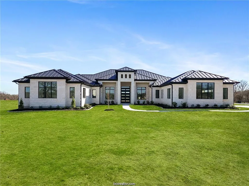 4558 Hicks Ln