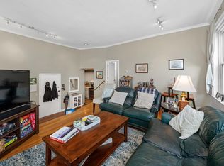 5 Common St APT 4, Charlestown, MA 02129