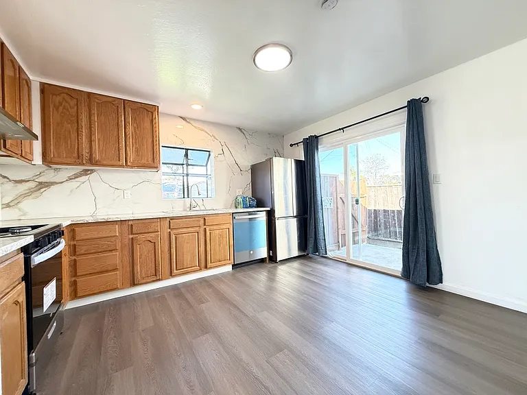 37228 Cedar Blvd #1 — Photo 28