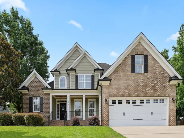 37 Meadow Oaks Cir, Smithfield, NC 27577