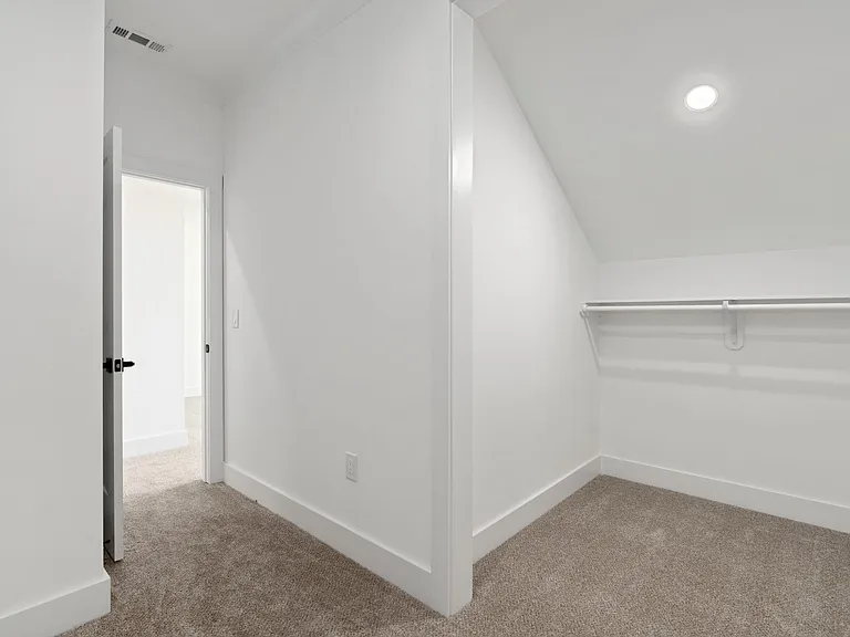 4603 1/2 Malone Ct — Photo 40