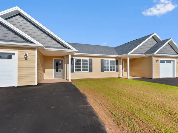 29 Loggie Dr, Summerside, PE C1N 0N9
