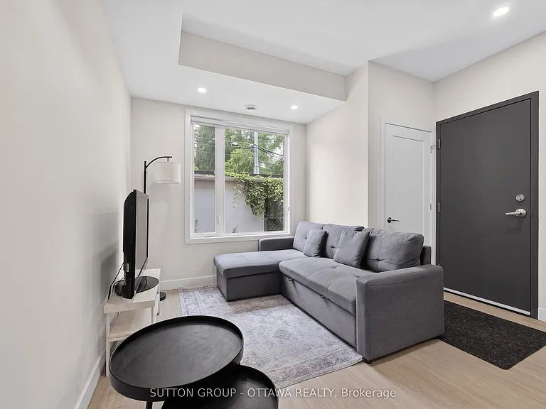 250 Ferland St #5 — Photo 8