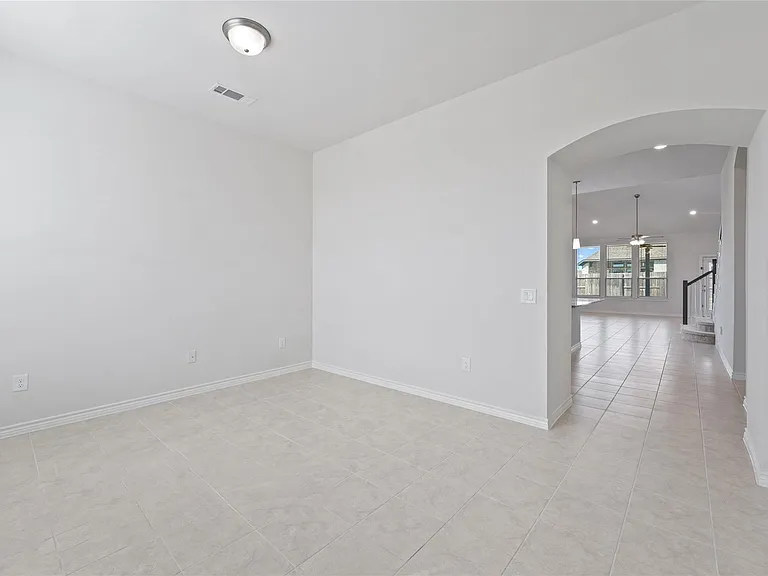 7203 Buckthorn Hollow Trl — Photo 6