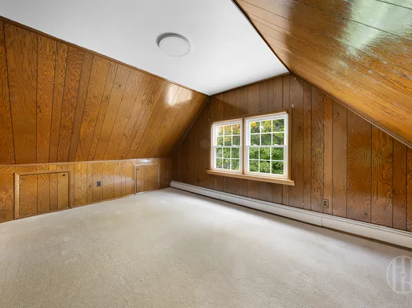 246-14 137th Road image 15 of 26