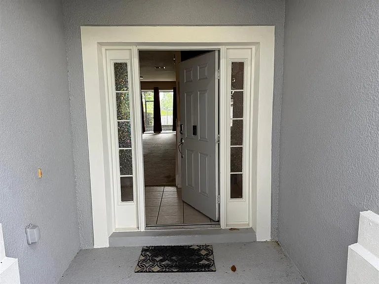 933 Enclair St — Photo 2