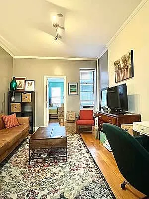 Rented by Compass | media 28