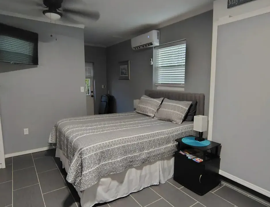 1403 Moss Laden Ct