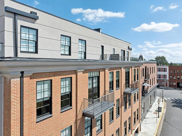 Exterior penthouse level
